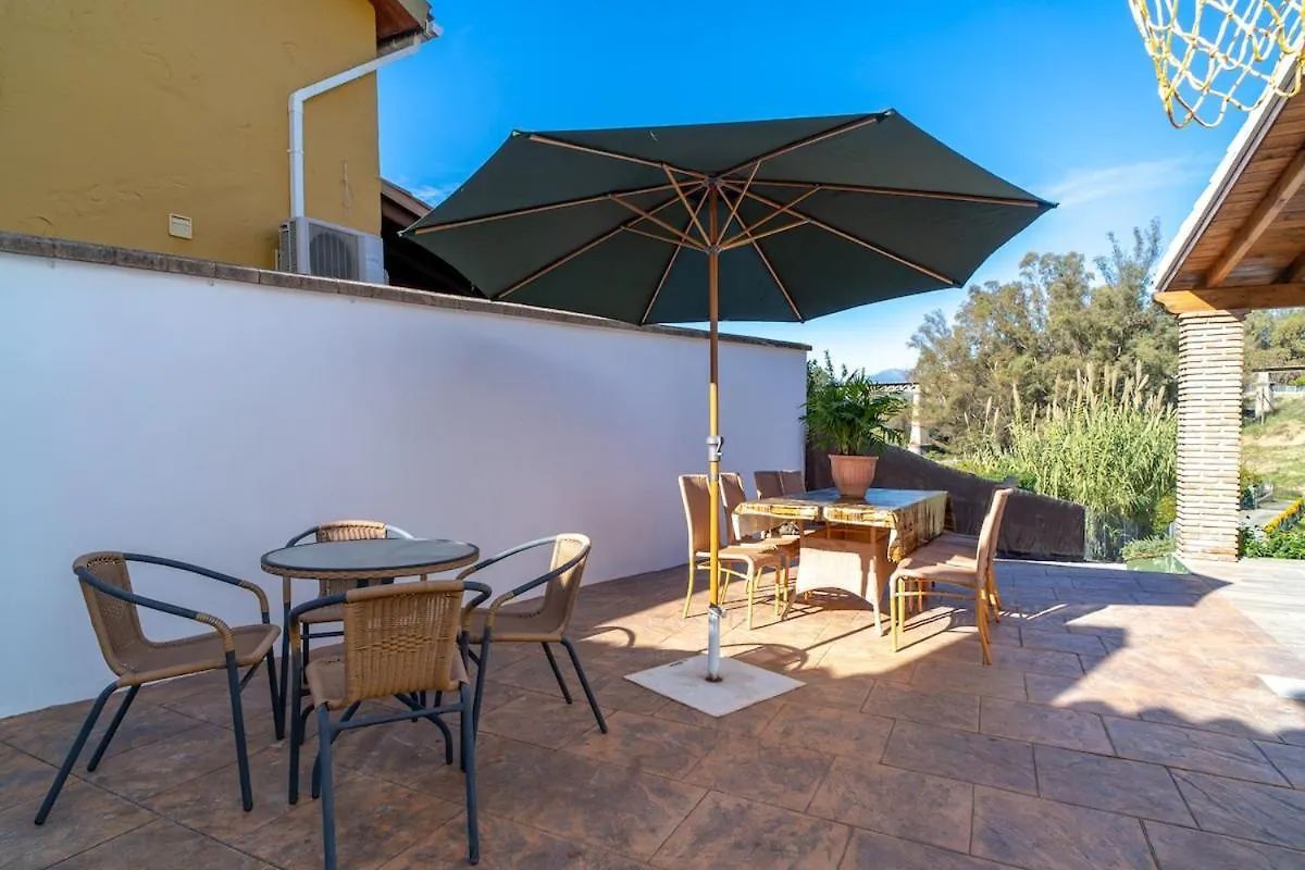 بيت للعطل Casa Rural De Diseno Con Piscina Y Barbacoa مالقة إسبانيا